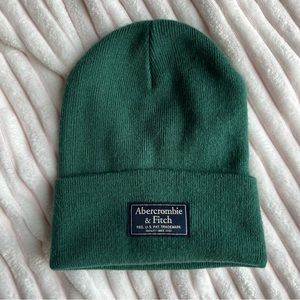 ABERCROMBIE AND FITCH BEANIE